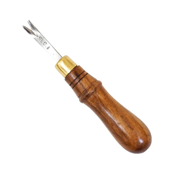 011-715.SLC.1.jpg Craftmaster Common Edger - 1 Image