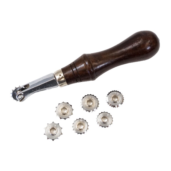 011-809102.SLC.1.jpg Overstitcher Set Size 5-10 + 13 Image