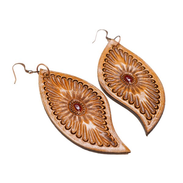 100-1040.SLC.3.jpg Extra Small Leaf Veg Tan Earring - 6 Pair Image