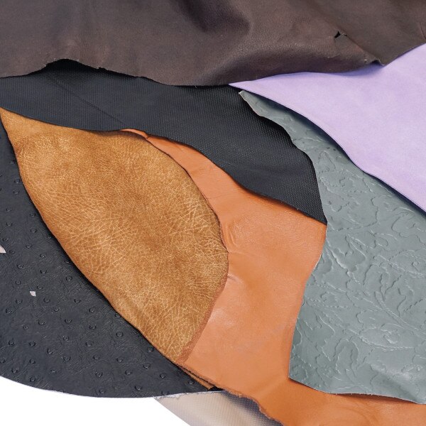 144-937200.SLC.02.jpg 50ft Lightweight Leather Bundle Image
