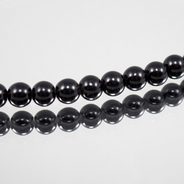 222-4145.SLC.jpg 8mm Black Round Glass Bead Strand Image