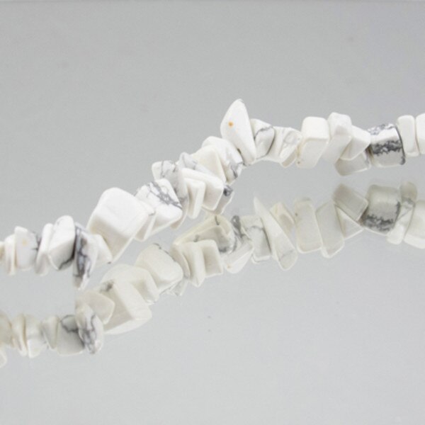 272-20.SLC.jpg StoneChipsHowlite Image