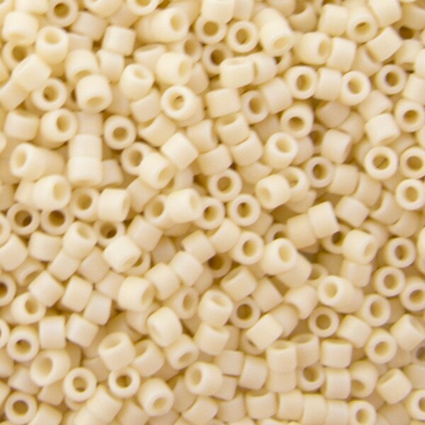 45-113762.SLC.jpg Delica Bead - Cream Opaque Matte DB762 Image