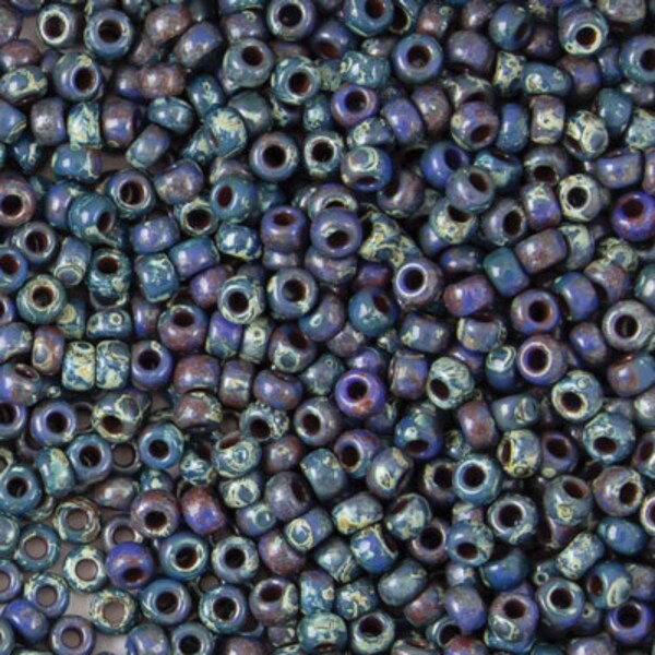 45-894516.SLC.jpg SeedBeadPicMontMtte8/022g Image
