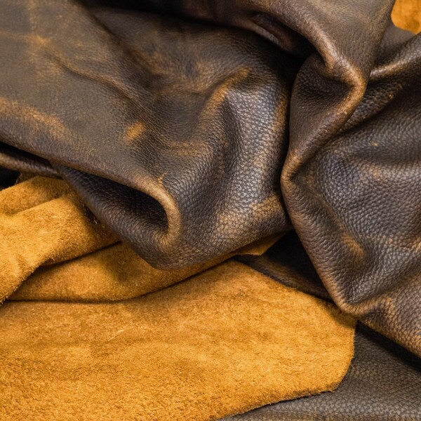 579-1400.SLC.3.jpg Ranger Oil Tan Sides - Dark Brown Image