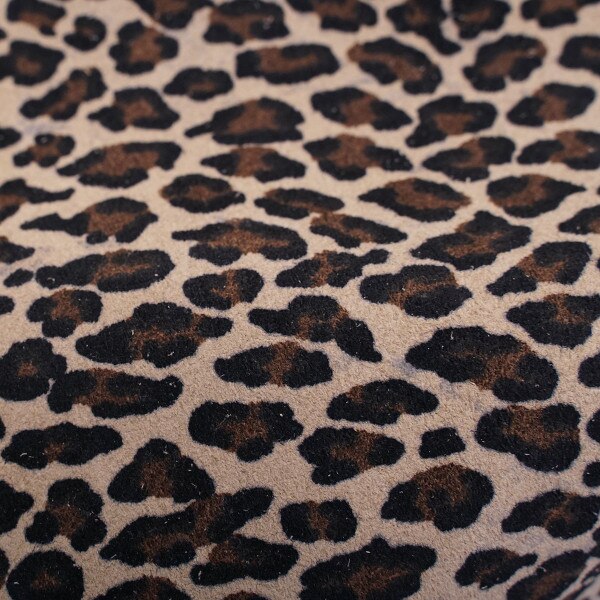 828-601.SLC.04.jpg Cheetah Print Remnants 2 lbs. Image