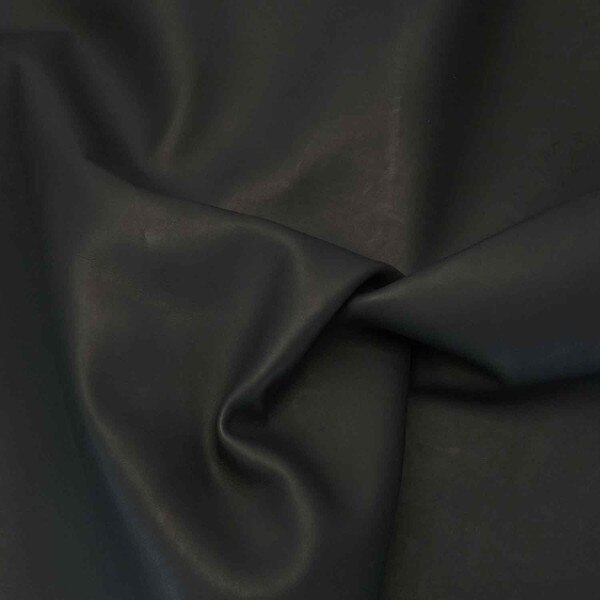 911-178.SLC.03.jpg $45 Black Oil Tan Sides Image