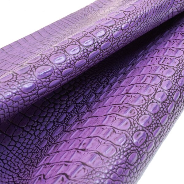 EGOC.Grape.01.jpg Embossed Gator on Cow Image