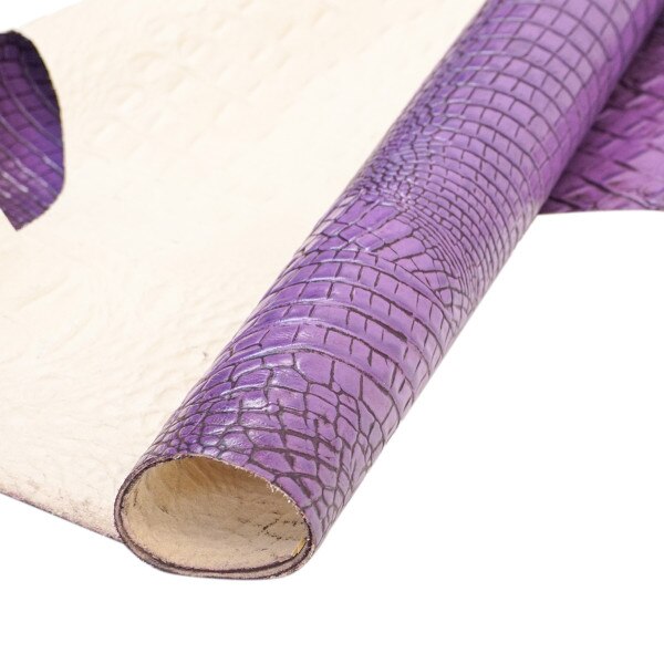 EGOC.Grape.03.jpg Embossed Gator on Cow Image