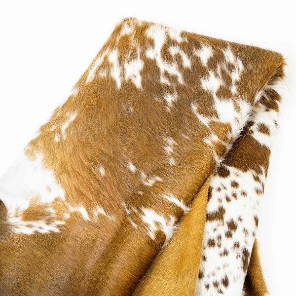 RWSR.SLC.03.jpg Red & White Speckled Cowhide Rugs Image