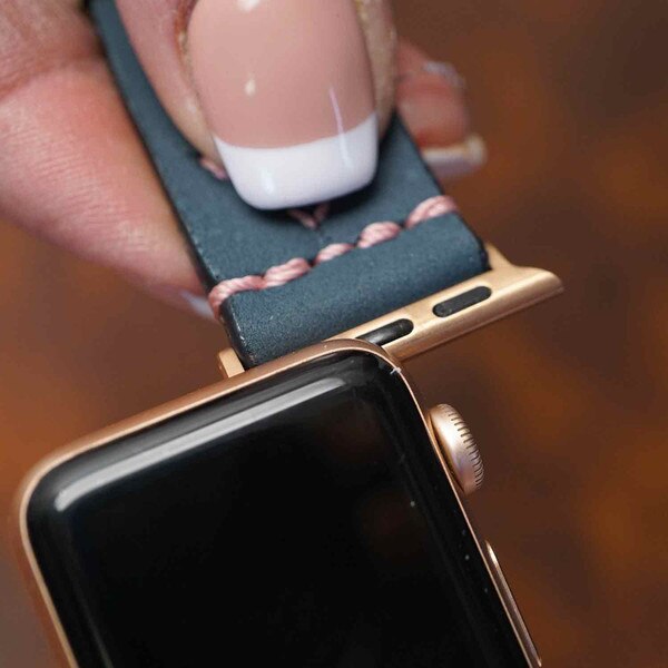 SWSCS.SLC.06.jpg Smart Watch Strap Connector - Silver Image